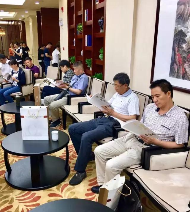 金幣文化揚州行---中金國衡鑒定評級走進(jìn)淮左名都 金幣文化揚州行---中金國衡鑒定評級走進(jìn)淮左名都